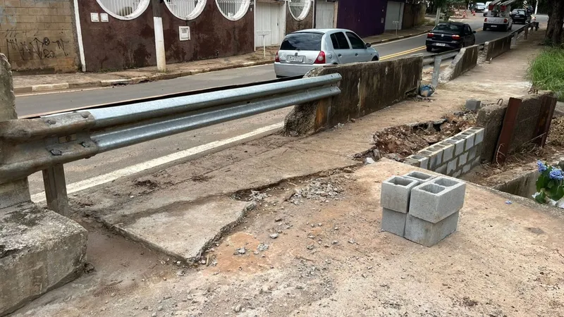 Prefeitura faz obra na região do Córrego do Piçarrão, onde jovem morreu arrastada por enxurrada