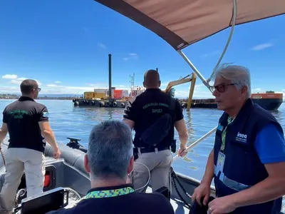 PortosRio é multada após realizar dragagem da Baía de Guanabara sem autorização