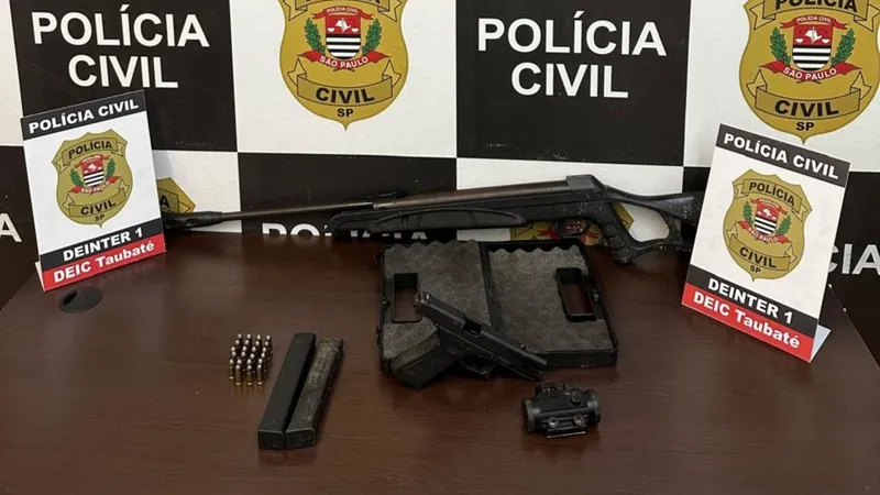 Operação policial desarticula grupo de tráfico de drogas em Pindamonhangaba