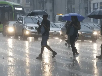 Em 7 dias, choveu na cidade de SP o esperado para todo mês de novembro