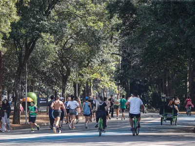 Concessionária do Parque Ibirapuera começa a cobrar taxa de assessorias esportivas