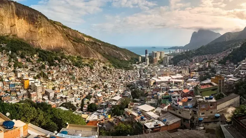 Mais de 16 milhões de brasileiros vivem em favelas