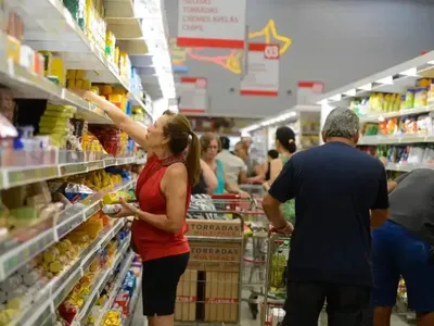 Alimentação e Bebidas sobem 1,06%, em outubro, aponta IBGE