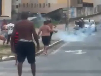 Torcedores de Atlético-MG e Flamengo brigam antes de decisão da Copa do Brasil