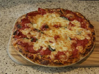 Pizza marguerita em casa: aprenda segredo da massa perfeita com chef italiano