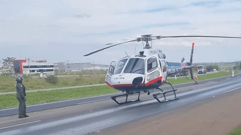 Motociclista sofre acidente grave na Rodovia dos Bandeirantes