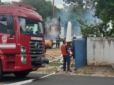 VÍDEO: incêndio que destruiu parte de frigorífico pode ter sido criminoso