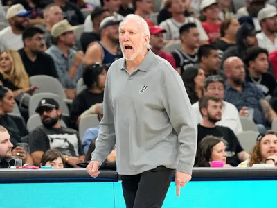 Spurs confirmam "AVC leve" de Gregg Popovich; técnico da NBA não tem previsão de volta