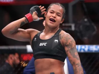 Karine Silva exalta boa fase e jornada no UFC, mas evita traçar futuro: "Um degrau por vez"