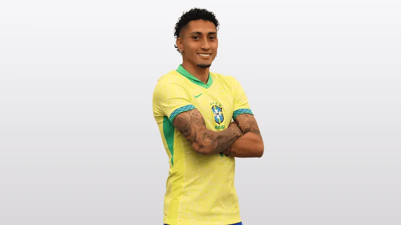 Raphinha será o camisa 10 da Seleção Brasileira contra Venezuela e Uruguai; veja numeração