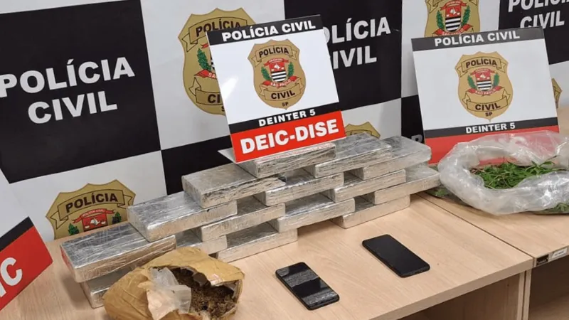 Polícia apreende veículo usado para fazer entrega de drogas em Rio Preto