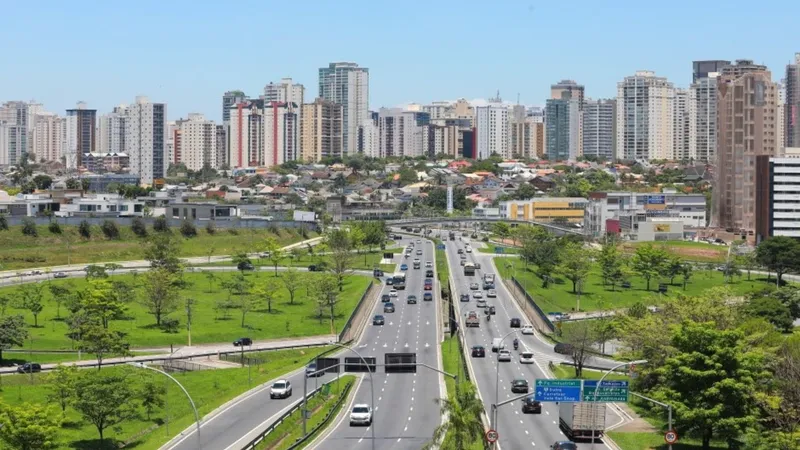 Corrida altera trânsito e transporte público em São José dos Campos neste domingo