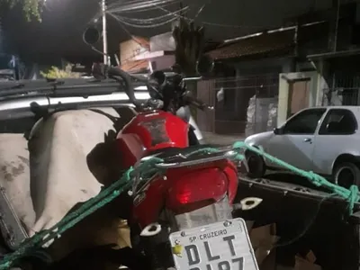 Homem é preso pela Polícia Militar por furto de motocicleta em Cruzeiro