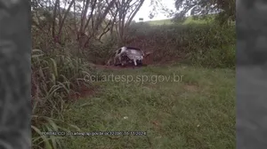 Homem morre carbonizado em carro em Sorocaba