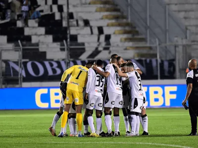 Ponte Preta perde de goleada em casa e é rebaixada para a Série C após 34 anos