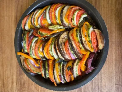 Como fazer ratatouille: cozido de legumes é receita fácil e muito saborosa