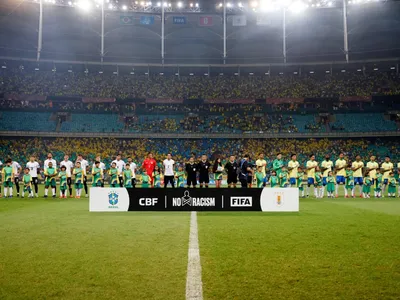 Luís Roberto reclama de preço dos ingressos do jogo do Brasil: "Caro demais"