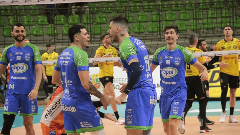 Vôlei São José vence Guarulhos e entra no G8 da Superliga masculina