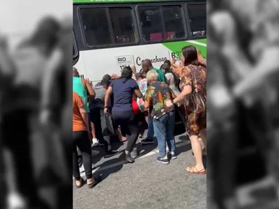 Morre idosa atropelada por ônibus em Madureira