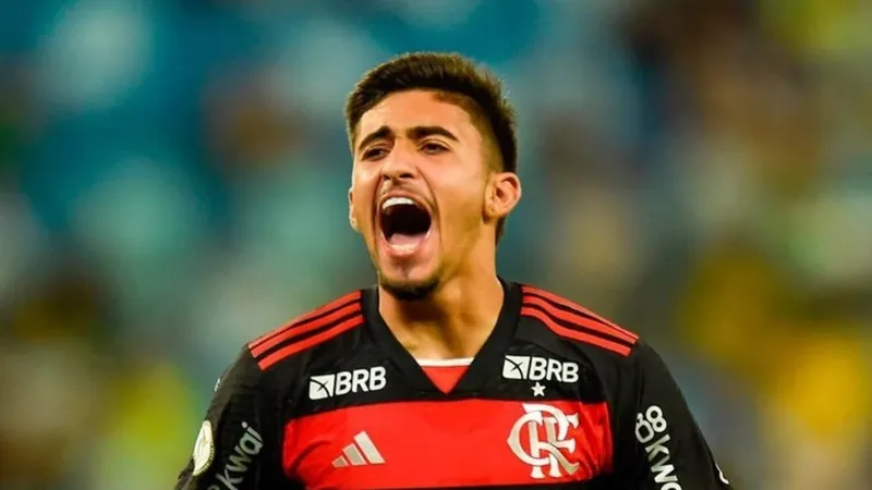 Flamengo bate Cuiabá de virada, com gol nos acréscimos