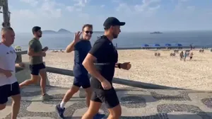 Vídeo: Macron corre na orla da praia de Ipanema antes do encerramento do G20 no RJ