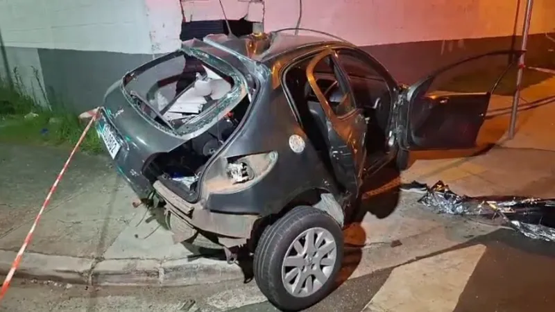 Motorista morre ao bater carro em muro de transportadora em Campinas