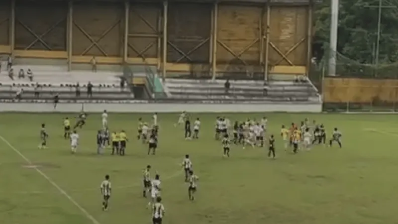 Times do Rio são excluídos de campeonato sub-14 após confusão generalizada; VÍDEO