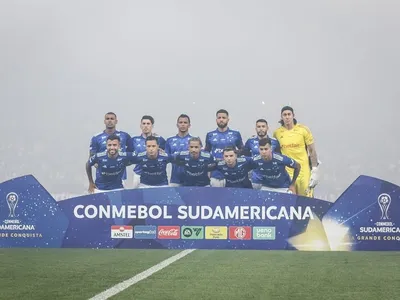 Cruzeiro decide título da Sul-Americana neste sábado