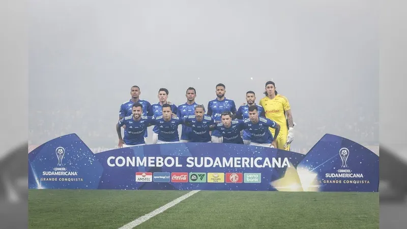 Cruzeiro decide título da Sul-Americana neste sábado