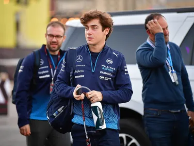 Pilotos da F1 relatam forte cheiro de maconha no primeiro dia do GP de Las Vegas