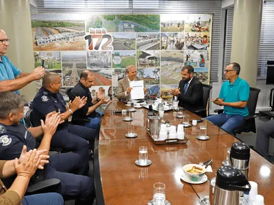 Prefeito de Rio Preto assina contrato para aquisição de armas para a GCM