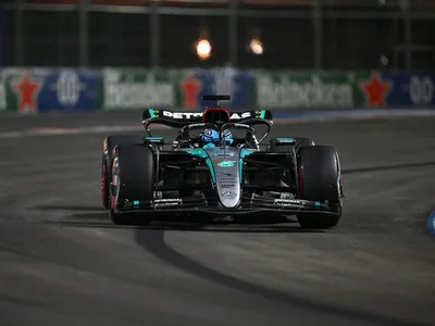 George Russell brilha e conquista a pole position do GP de Las Vegas