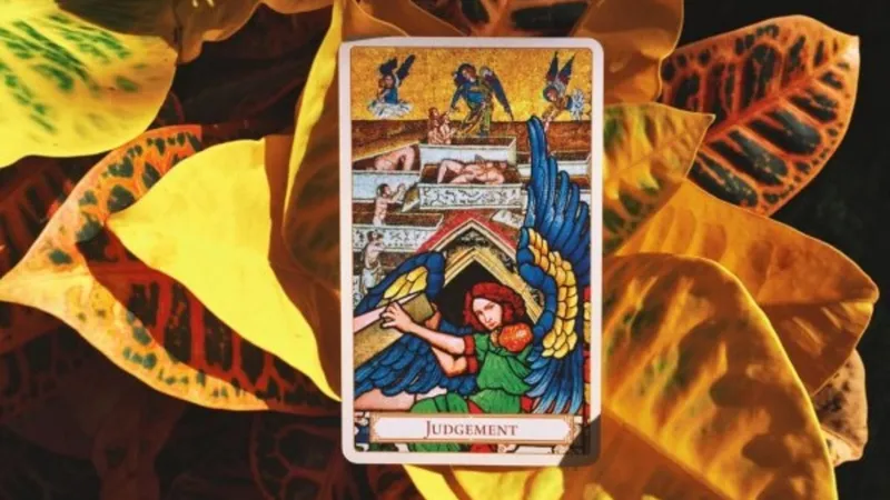 Tarot de dezembro de 2024 é O Julgamento: entenda o significado