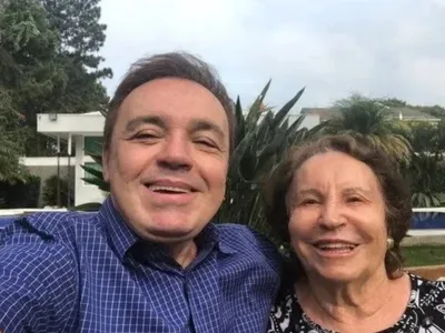 Mãe de Gugu Liberato revela que apresentador recebeu diagnóstico de aneurisma antes de morrer