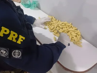 Mulher é presa transportando cerca de 2kg de drogas em Jacareí