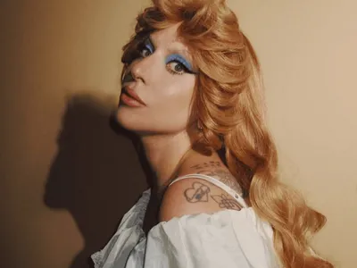 Lady Gaga é a estrela que vai se apresentar na Praia de Copacabana em 2025