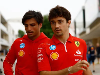 Leclerc diz que já está tudo certo com Sainz após atrito entre dupla da Ferrari em Las Vegas