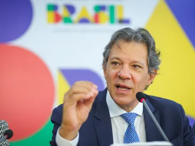 "Pacote anunciado por Haddad vai custar caro ao crescimento do país", avalia economista