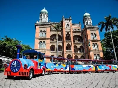 Museu da Vida Fiocruz volta a ter símbolo da instituição: o Trenzinho da Ciência