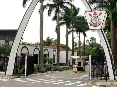 "O clube não é da torcida, é do associado", diz presidente do CORI do Corinthians