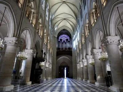 Catedral de Notre-Dame é reaberta ao público neste sábado (07)