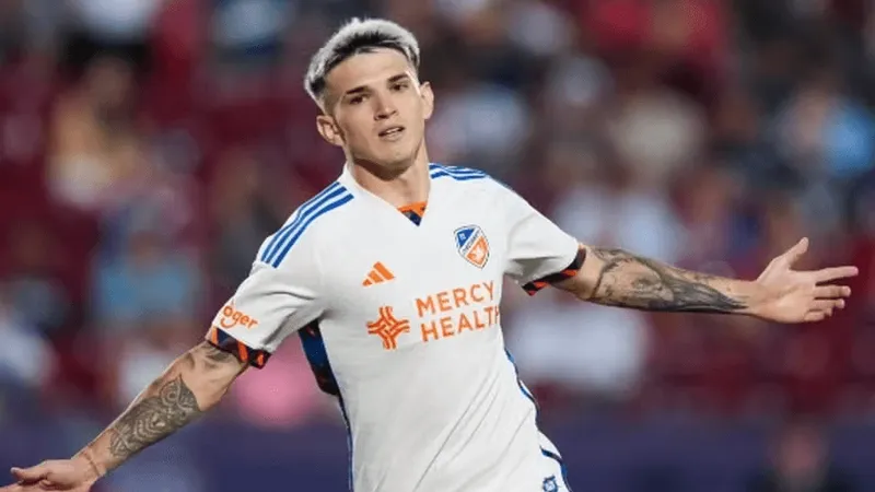 Vasco anuncia venda do atacante argentino Luca Orellano para FC Cincinnati