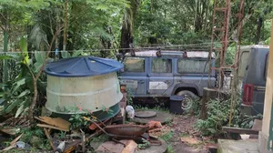 Visitantes do Parque Nacional da Tijuca denunciam carros abandonados e entulhos