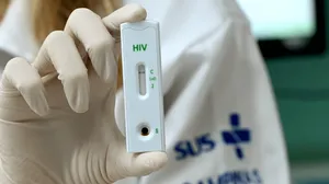 Campinas registra reduções de infecções por HIV e mortes provocadas pela aids