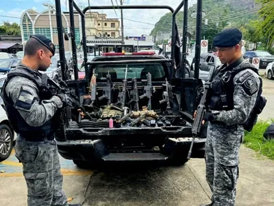 Polícia Militar apreende 600 fuzis no estado do Rio e bate recorde