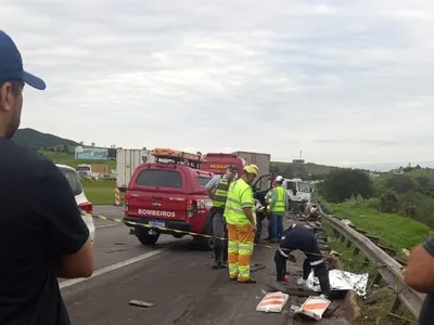 Acidente grave na Rodovia dos Bandeirantes deixa mortos e feridos