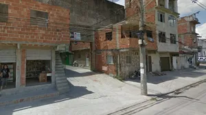 Menina de 12 anos morre após ser baleada durante tiroteio em Del Castilho