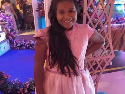 Menina de 12 anos morre baleada por traficantes na Favela do Guarda