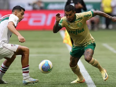 Despedida do Palmeiras? Dudu reza com família e chora no gramado após fim do Brasileirão