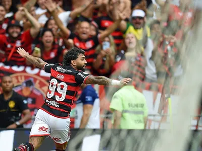 Gabigol comemora gol em despedida no Flamengo: "Hoje me tornei imortal, virei uma lenda"